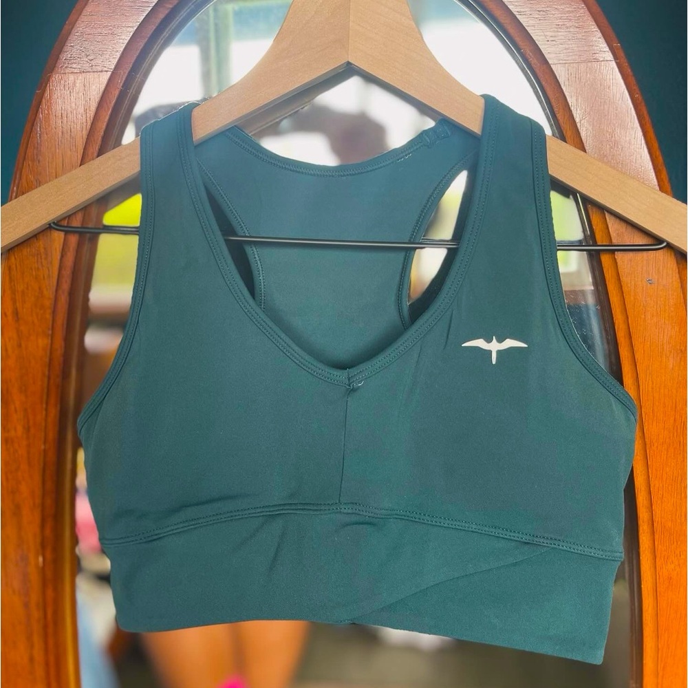 ʻIwa Company Crossband Sports Bra